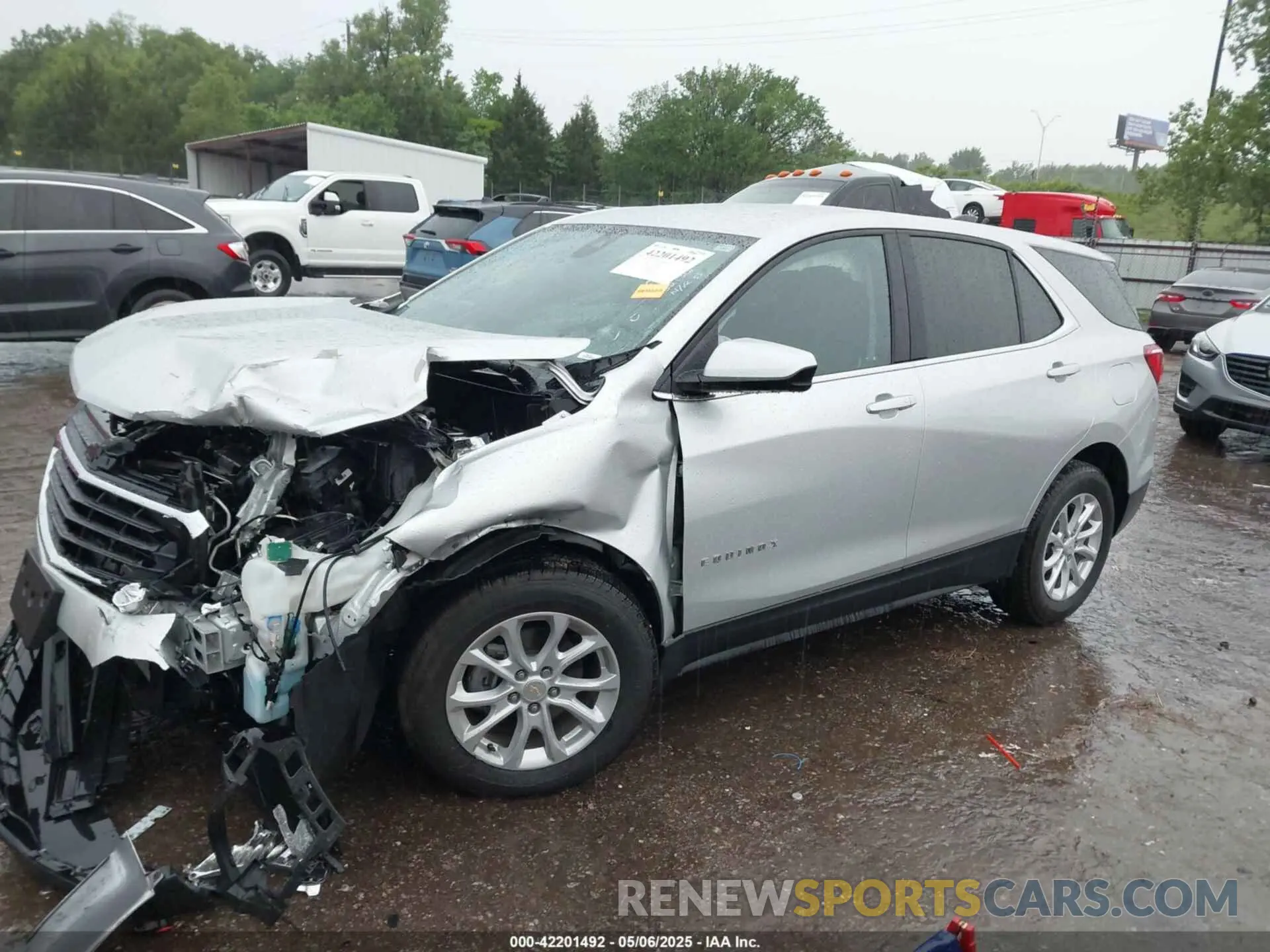 13 fotografías del automóvil dañado 3GNAXKEV4LS717487 CHEVROLET EQUINOX 2020