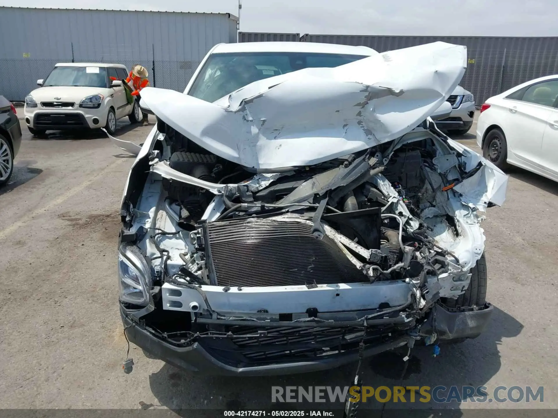 13 fotografías del automóvil dañado 3GNAXKEV4LS734922 CHEVROLET EQUINOX 2020
