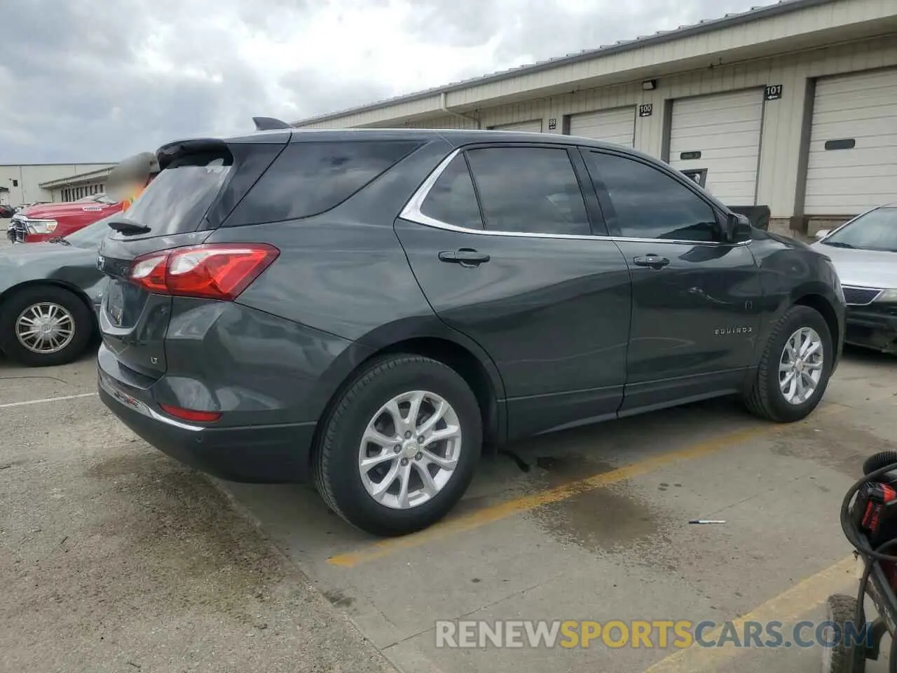 3 fotografías del automóvil dañado 3GNAXKEV5LS515578 CHEVROLET EQUINOX 2020