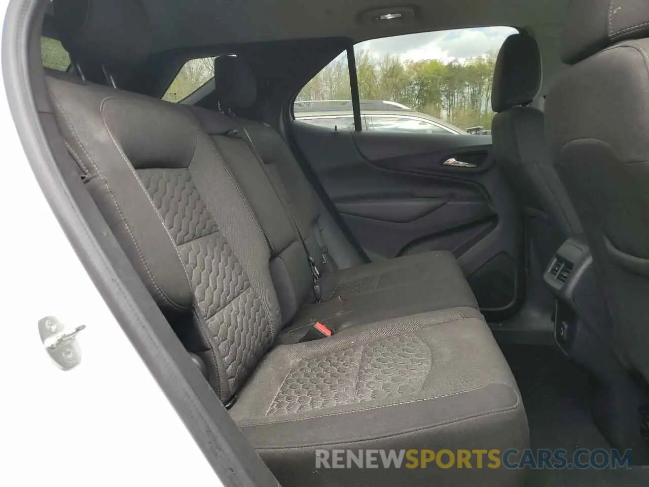 11 fotografías del automóvil dañado 3GNAXKEV6LL157157 CHEVROLET EQUINOX 2020