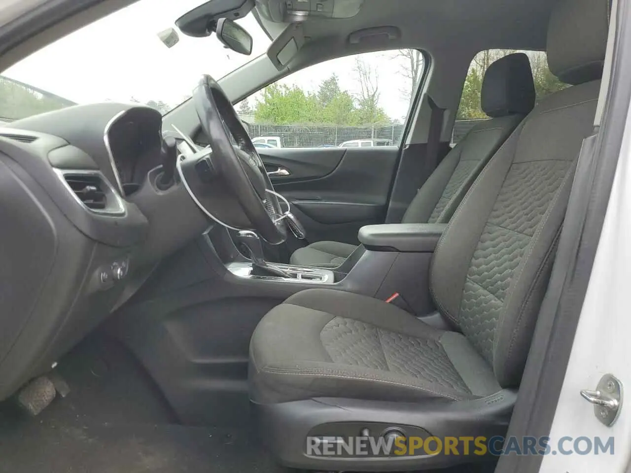 7 fotografías del automóvil dañado 3GNAXKEV6LL157157 CHEVROLET EQUINOX 2020