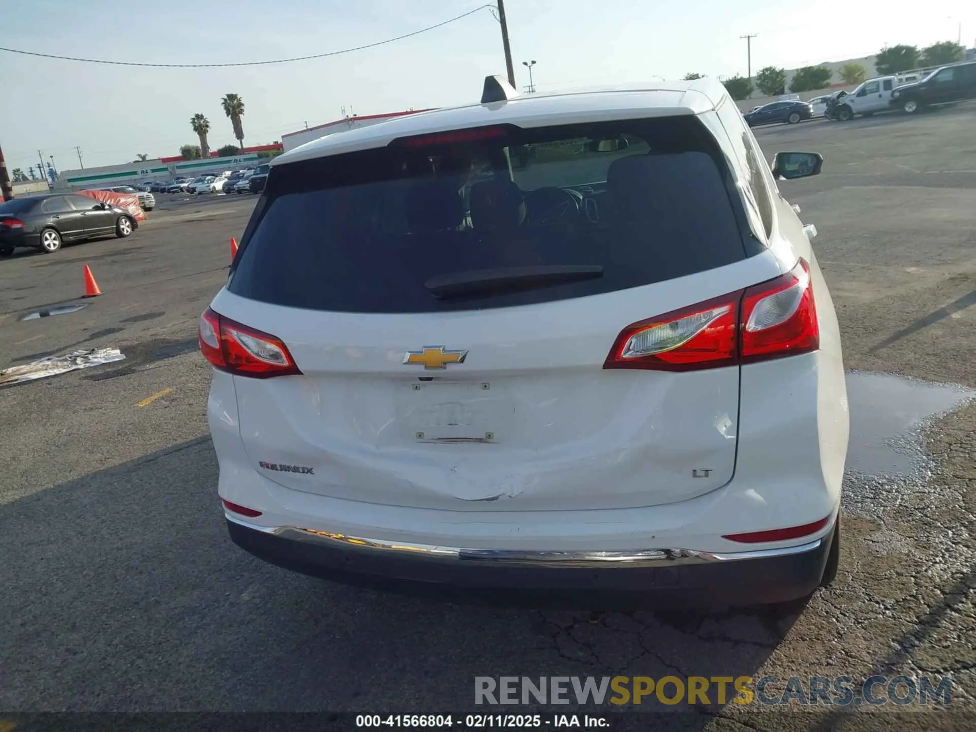 16 fotografías del automóvil dañado 3GNAXKEV6LL215431 CHEVROLET EQUINOX 2020