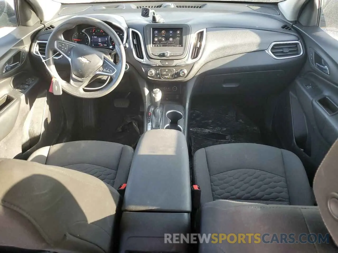 8 fotografías del automóvil dañado 3GNAXKEV6LS509725 CHEVROLET EQUINOX 2020
