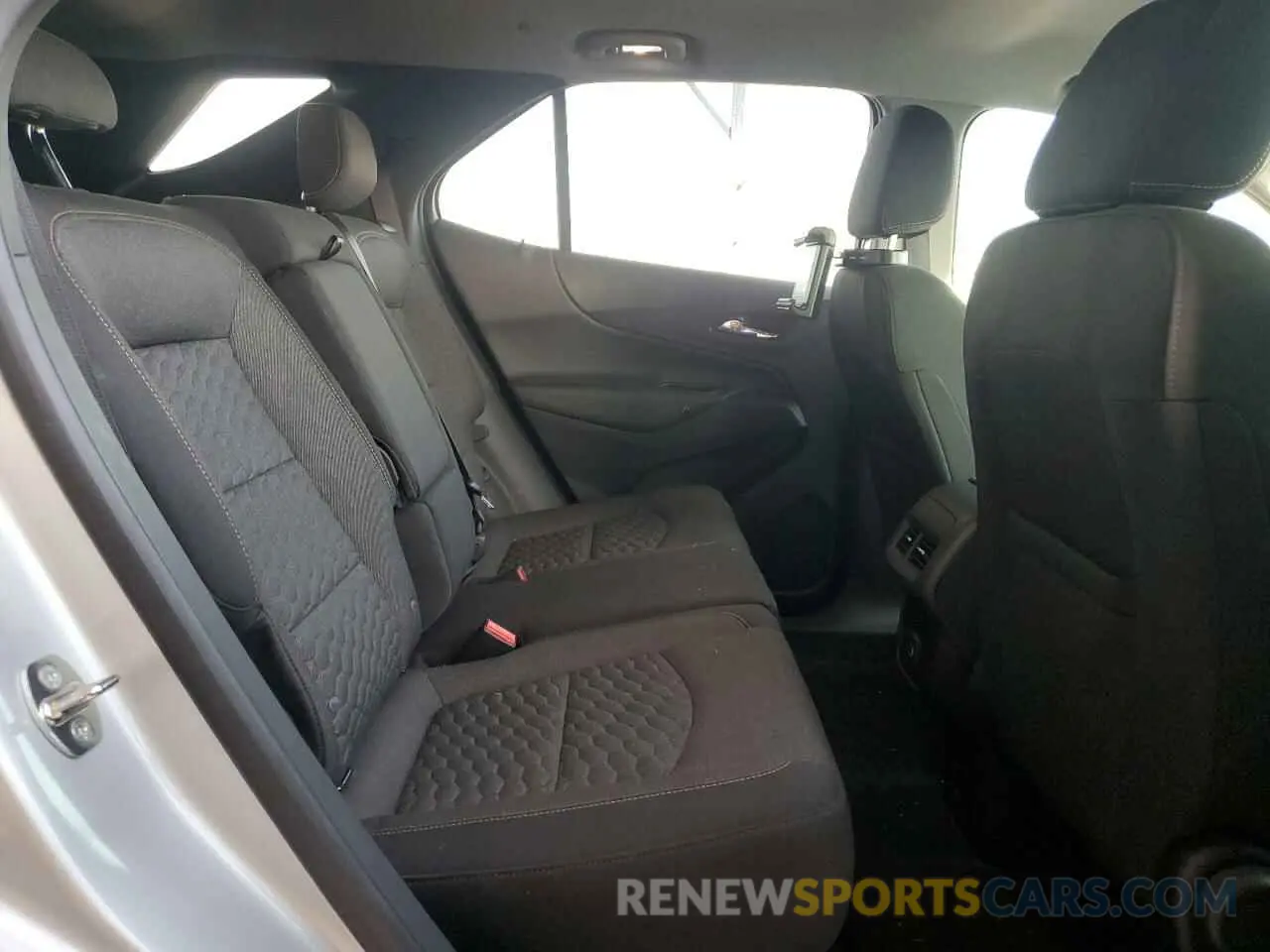 11 fotografías del automóvil dañado 3GNAXKEV6LS569066 CHEVROLET EQUINOX 2020