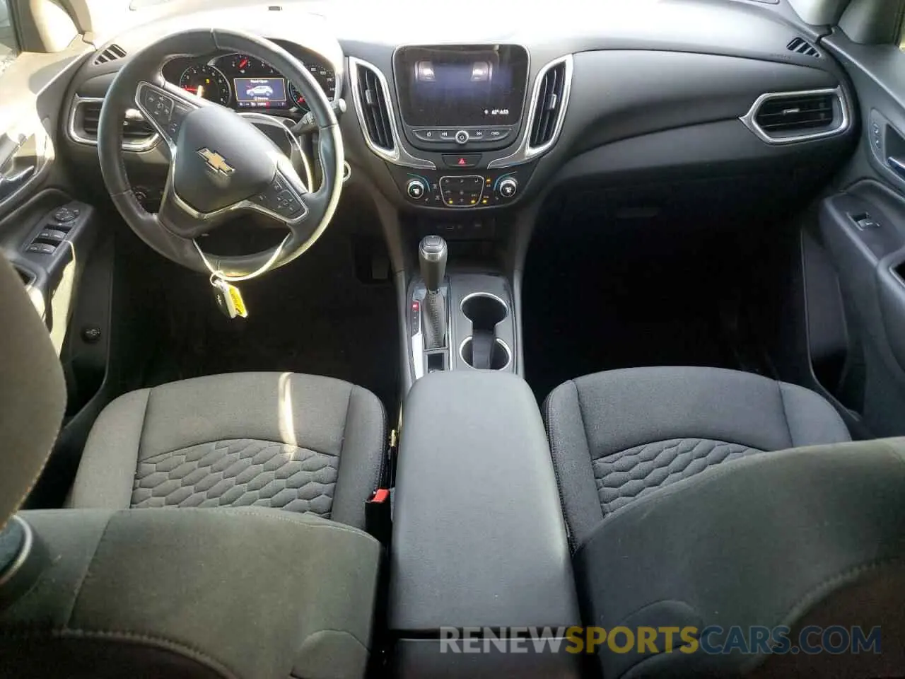 8 fotografías del automóvil dañado 3GNAXKEV6LS569066 CHEVROLET EQUINOX 2020