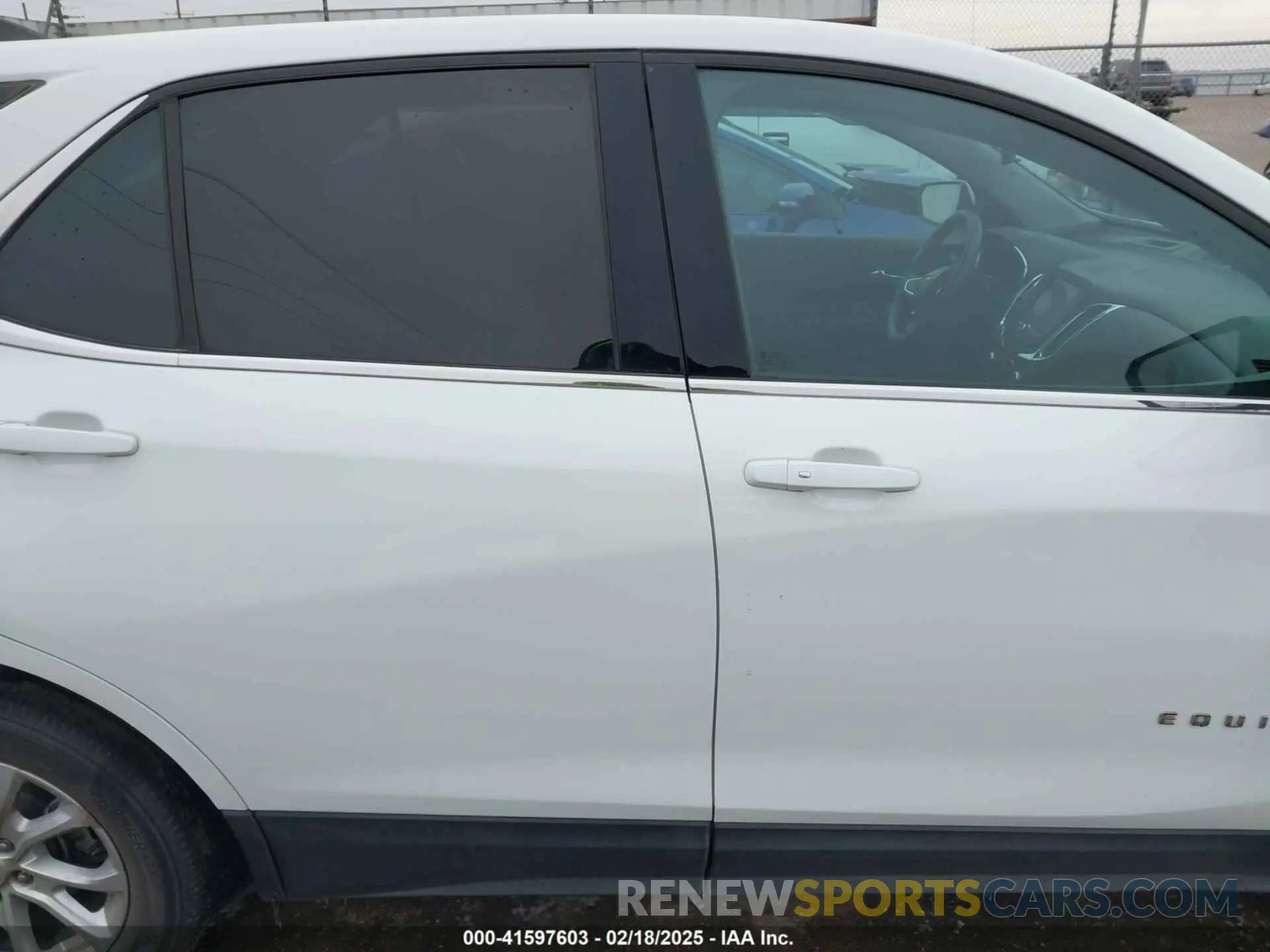 14 fotografías del automóvil dañado 3GNAXKEV7LS515582 CHEVROLET EQUINOX 2020