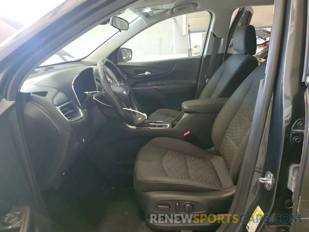 7 fotografías del automóvil dañado 3GNAXKEV7LS651579 CHEVROLET EQUINOX 2020