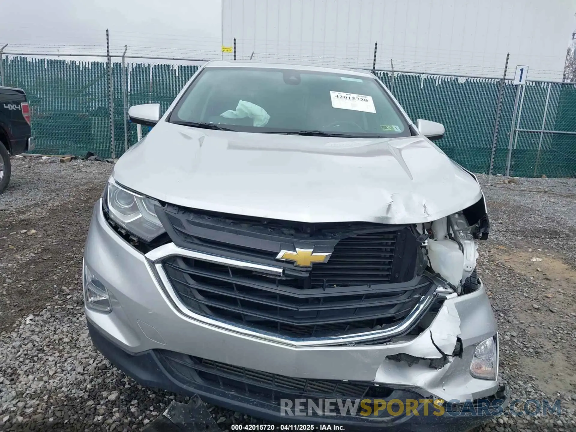 13 fotografías del automóvil dañado 3GNAXKEV7LS726104 CHEVROLET EQUINOX 2020