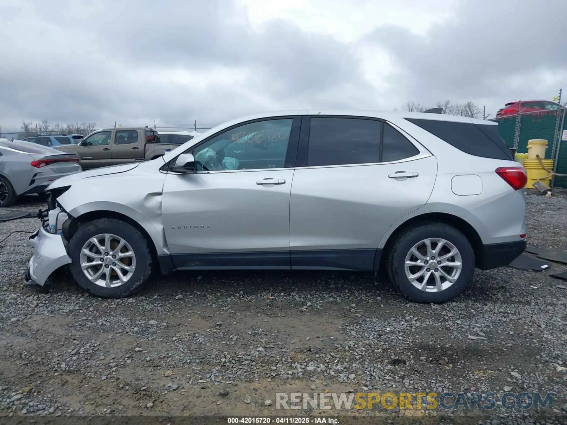 15 fotografías del automóvil dañado 3GNAXKEV7LS726104 CHEVROLET EQUINOX 2020