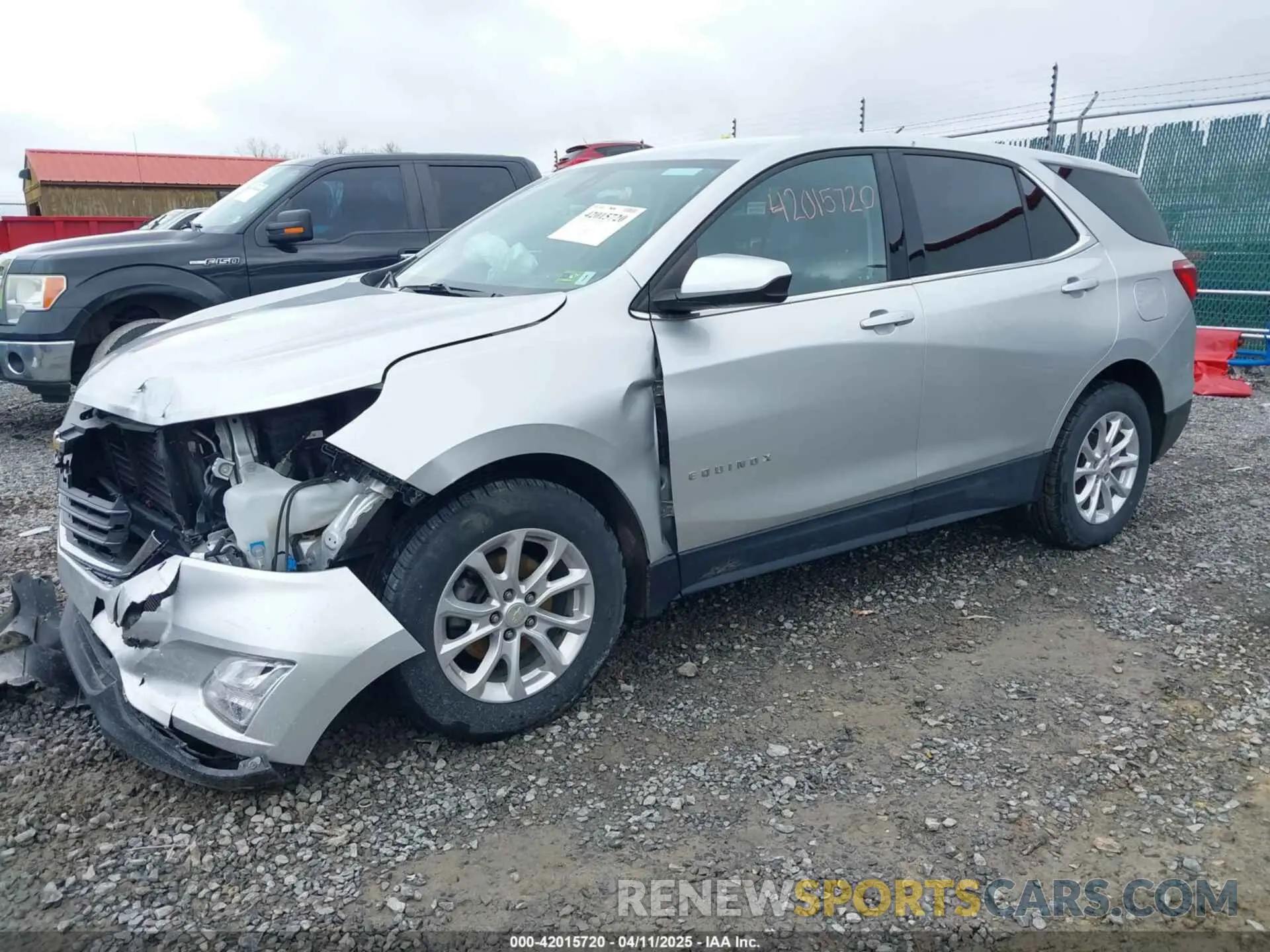 2 fotografías del automóvil dañado 3GNAXKEV7LS726104 CHEVROLET EQUINOX 2020