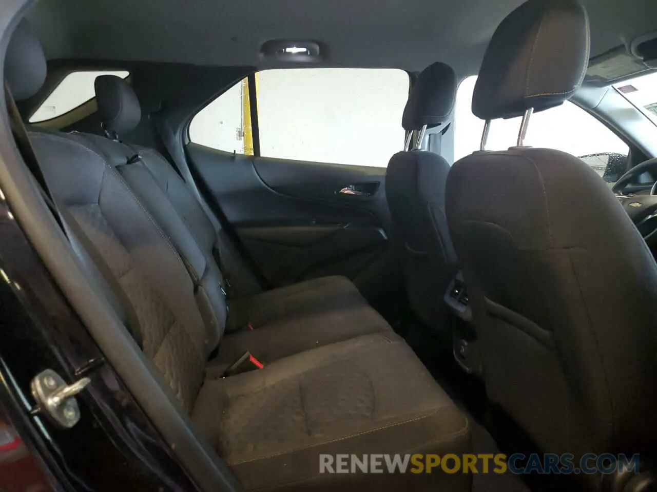 10 fotografías del automóvil dañado 3GNAXKEV8LS710512 CHEVROLET EQUINOX 2020
