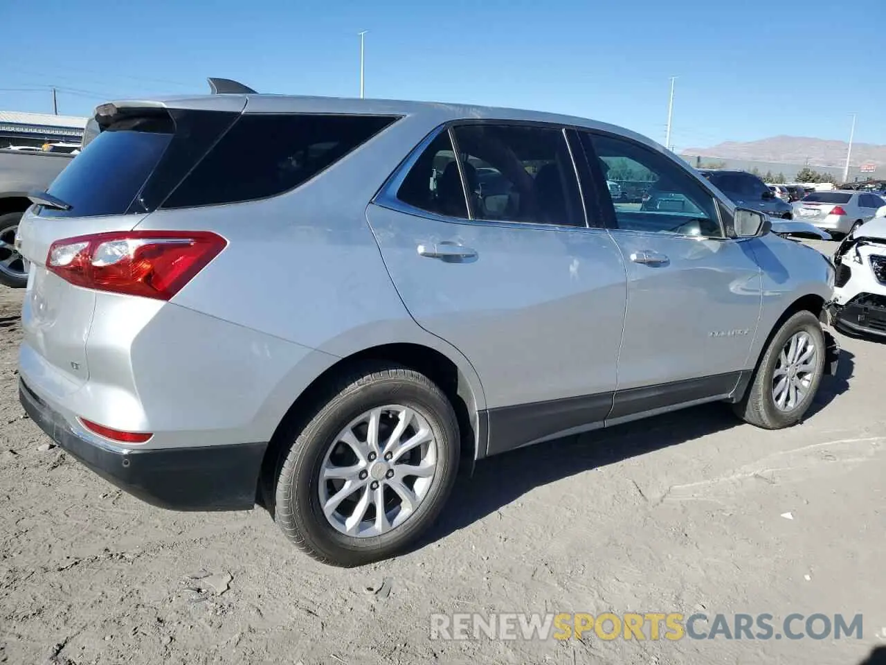 3 fotografías del automóvil dañado 3GNAXKEV8LS729481 CHEVROLET EQUINOX 2020