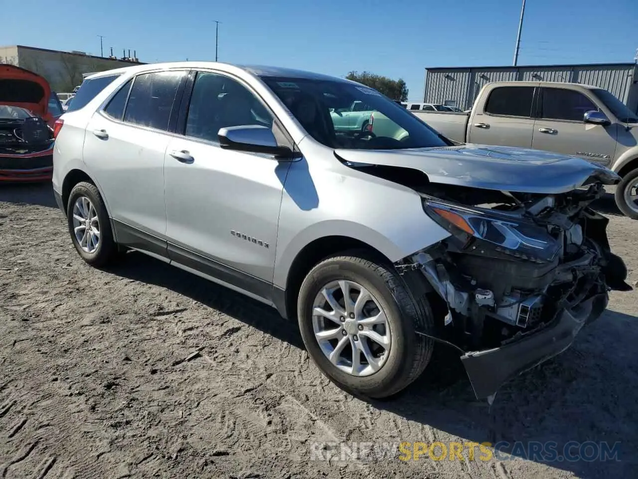 4 fotografías del automóvil dañado 3GNAXKEV8LS729481 CHEVROLET EQUINOX 2020