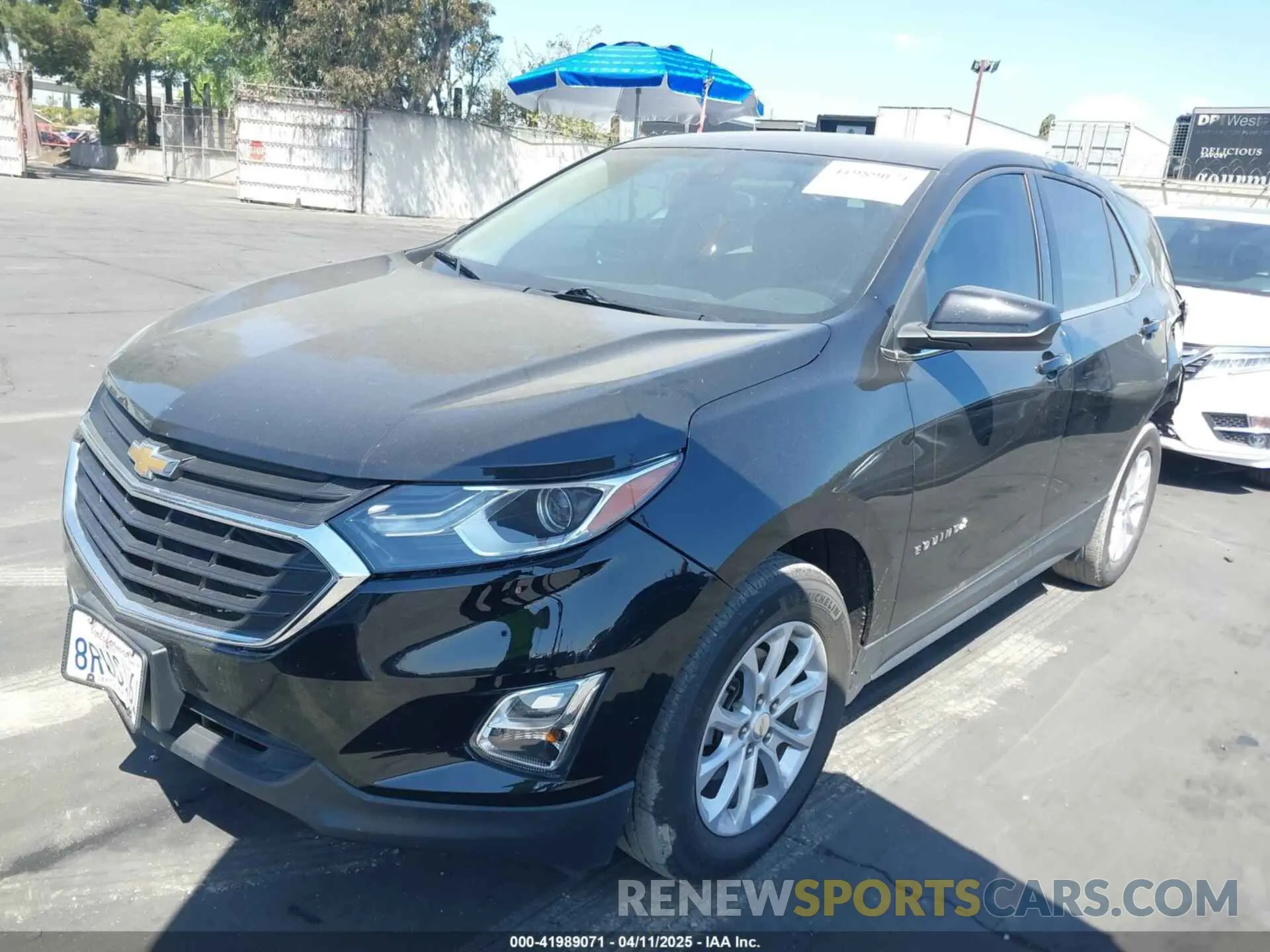 2 fotografías del automóvil dañado 3GNAXKEVXLL255480 CHEVROLET EQUINOX 2020