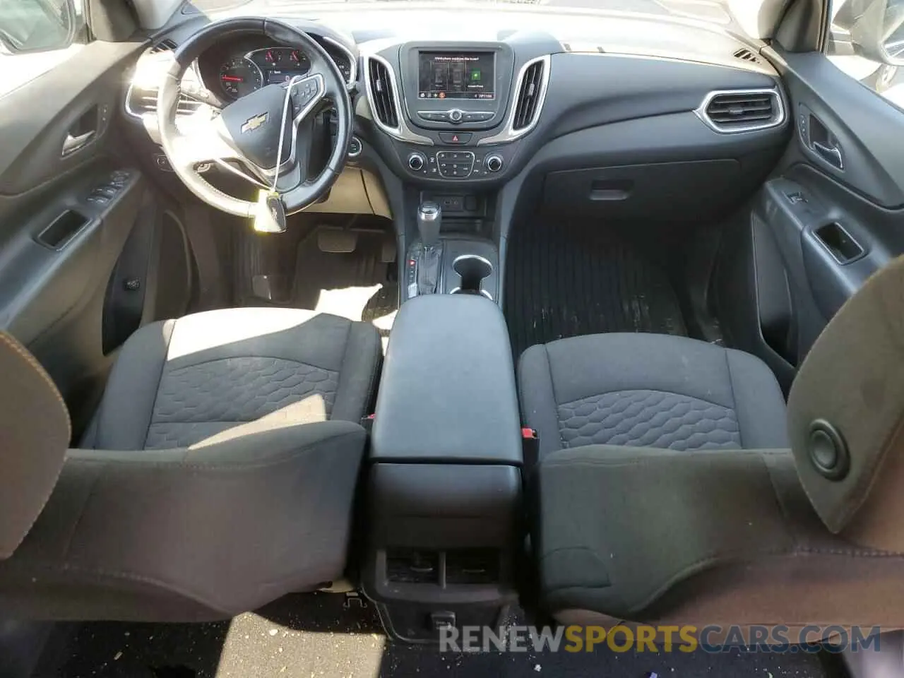 8 fotografías del automóvil dañado 3GNAXKEVXLS529850 CHEVROLET EQUINOX 2020