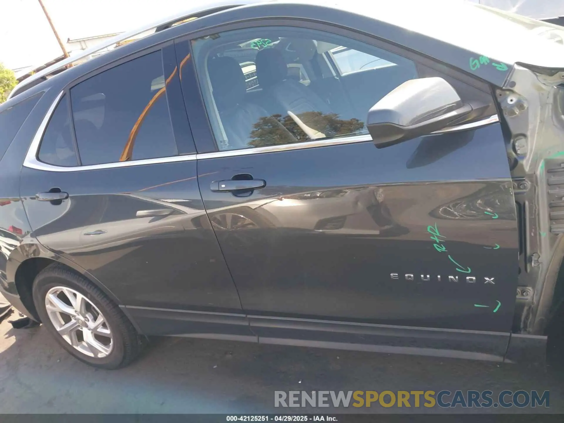 14 fotografías del automóvil dañado 3GNAXLEX0LS591183 CHEVROLET EQUINOX 2020