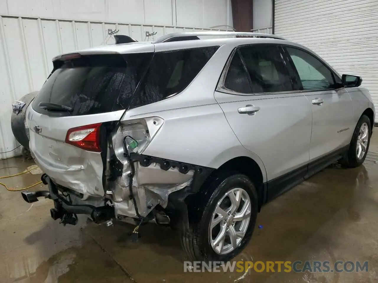 3 fotografías del automóvil dañado 3GNAXLEX0LS608015 CHEVROLET EQUINOX 2020