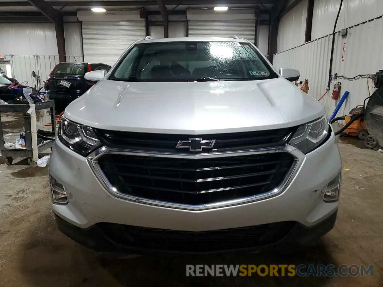 5 fotografías del automóvil dañado 3GNAXLEX0LS608015 CHEVROLET EQUINOX 2020