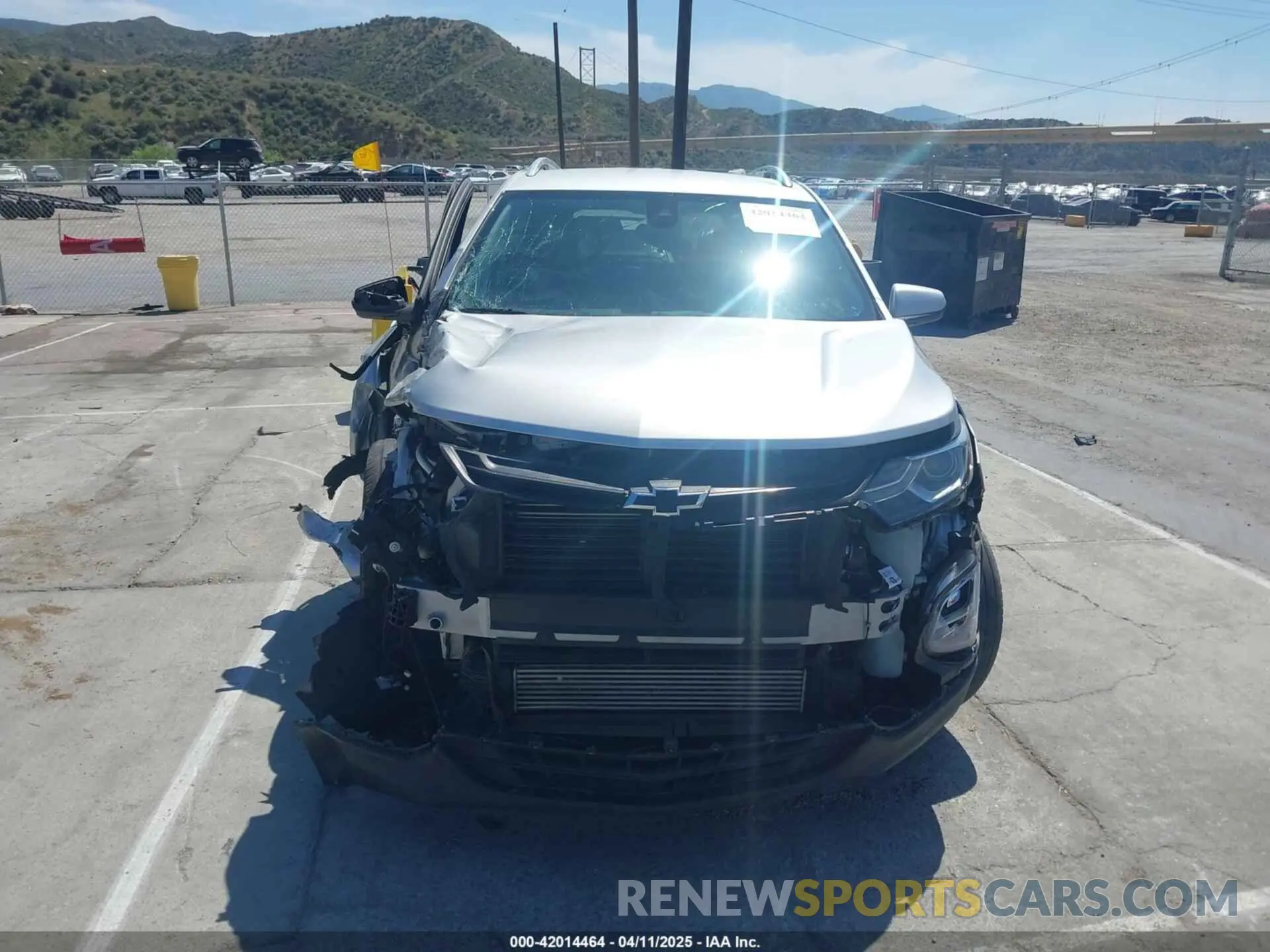 12 fotografías del automóvil dañado 3GNAXLEX2LS609943 CHEVROLET EQUINOX 2020