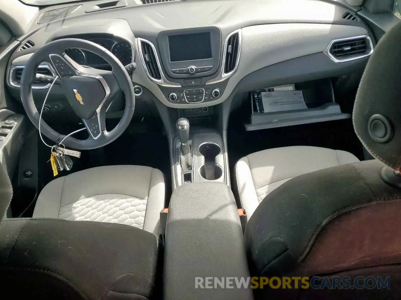 8 fotografías del automóvil dañado 3GNAXLEX5LS563007 CHEVROLET EQUINOX 2020