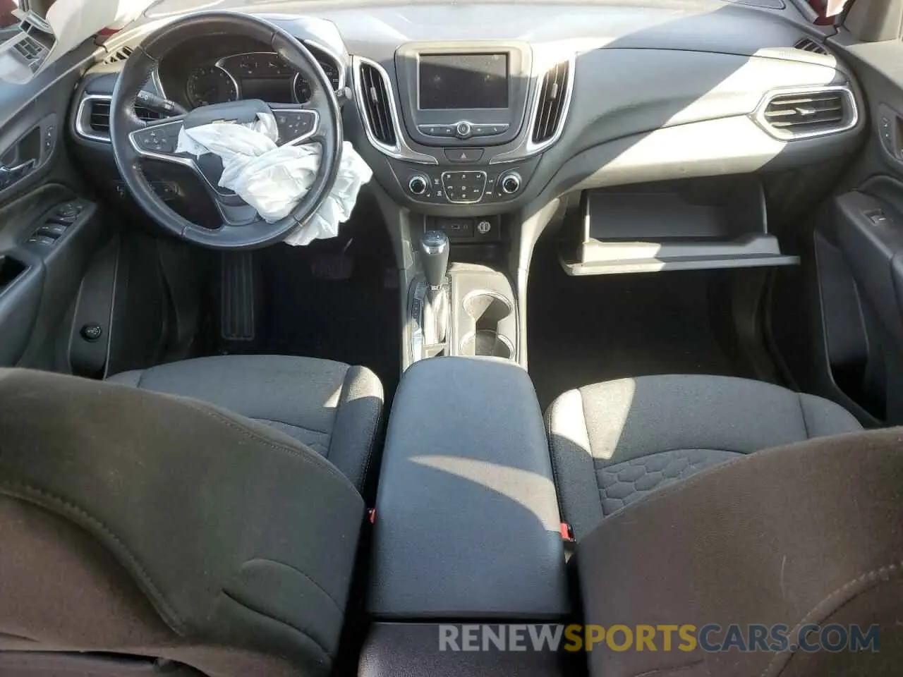 8 fotografías del automóvil dañado 3GNAXLEX8LS531149 CHEVROLET EQUINOX 2020