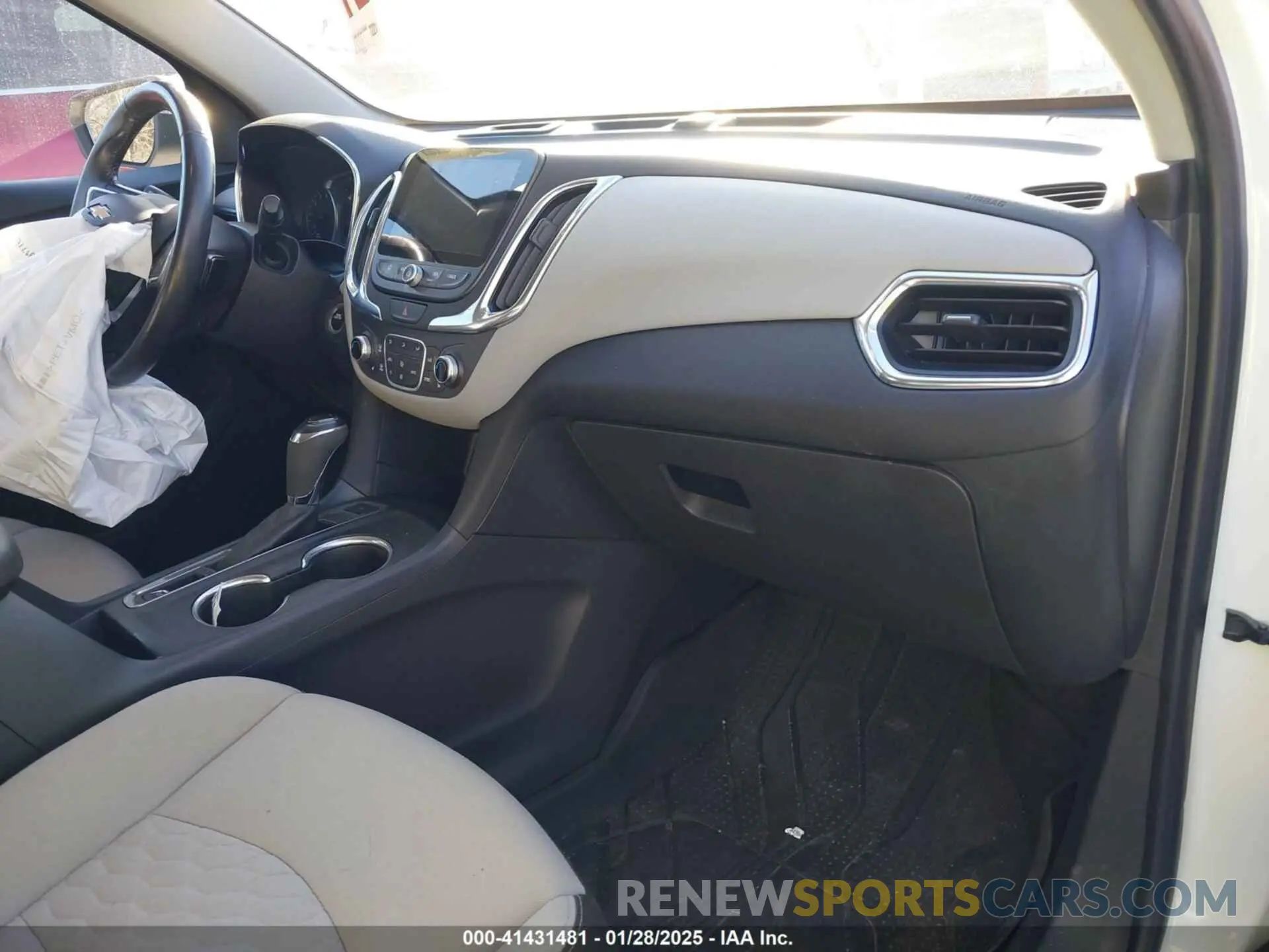 5 fotografías del automóvil dañado 3GNAXLEX8LS610434 CHEVROLET EQUINOX 2020