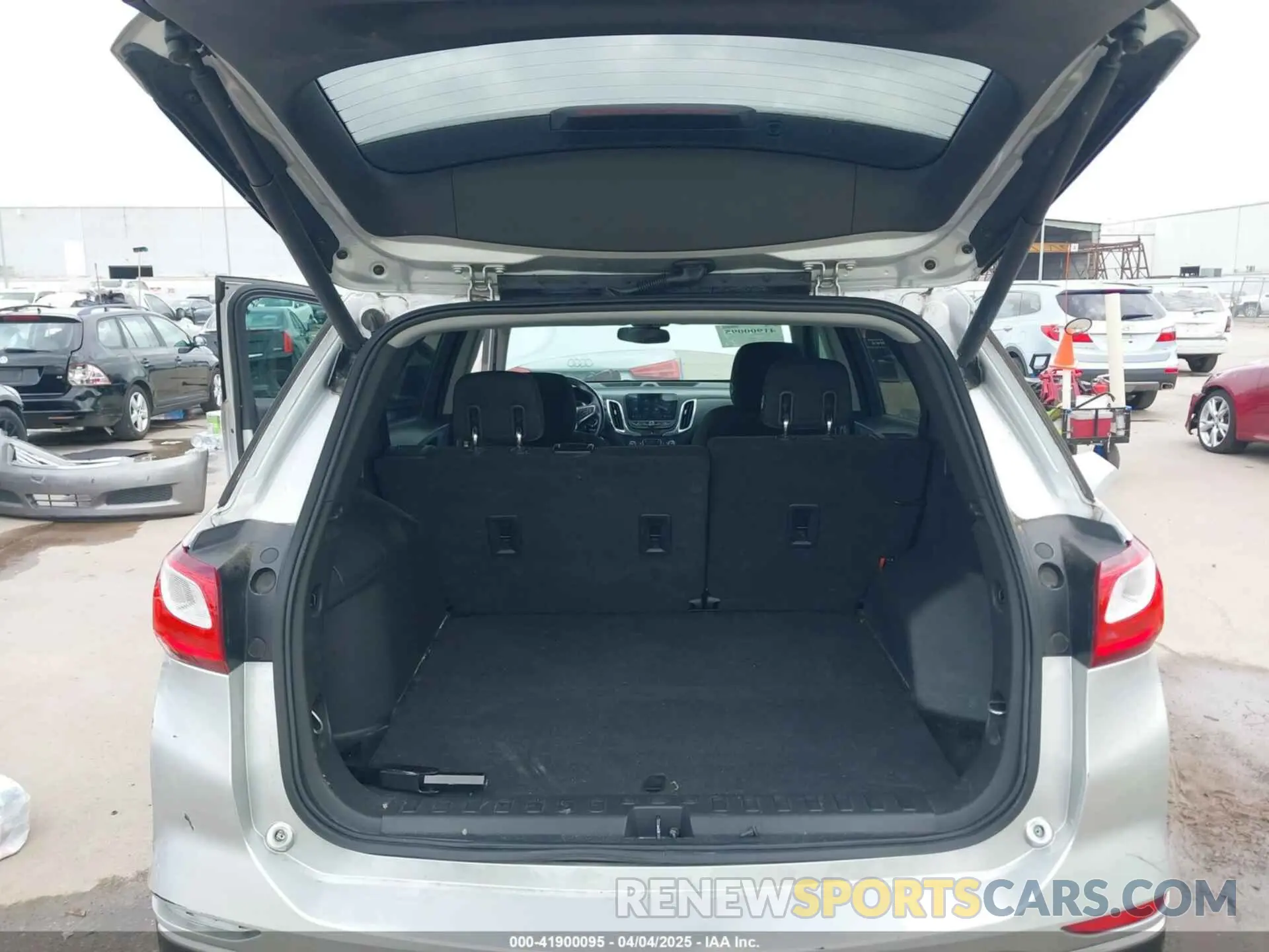 18 fotografías del automóvil dañado 3GNAXLEXXLS590977 CHEVROLET EQUINOX 2020