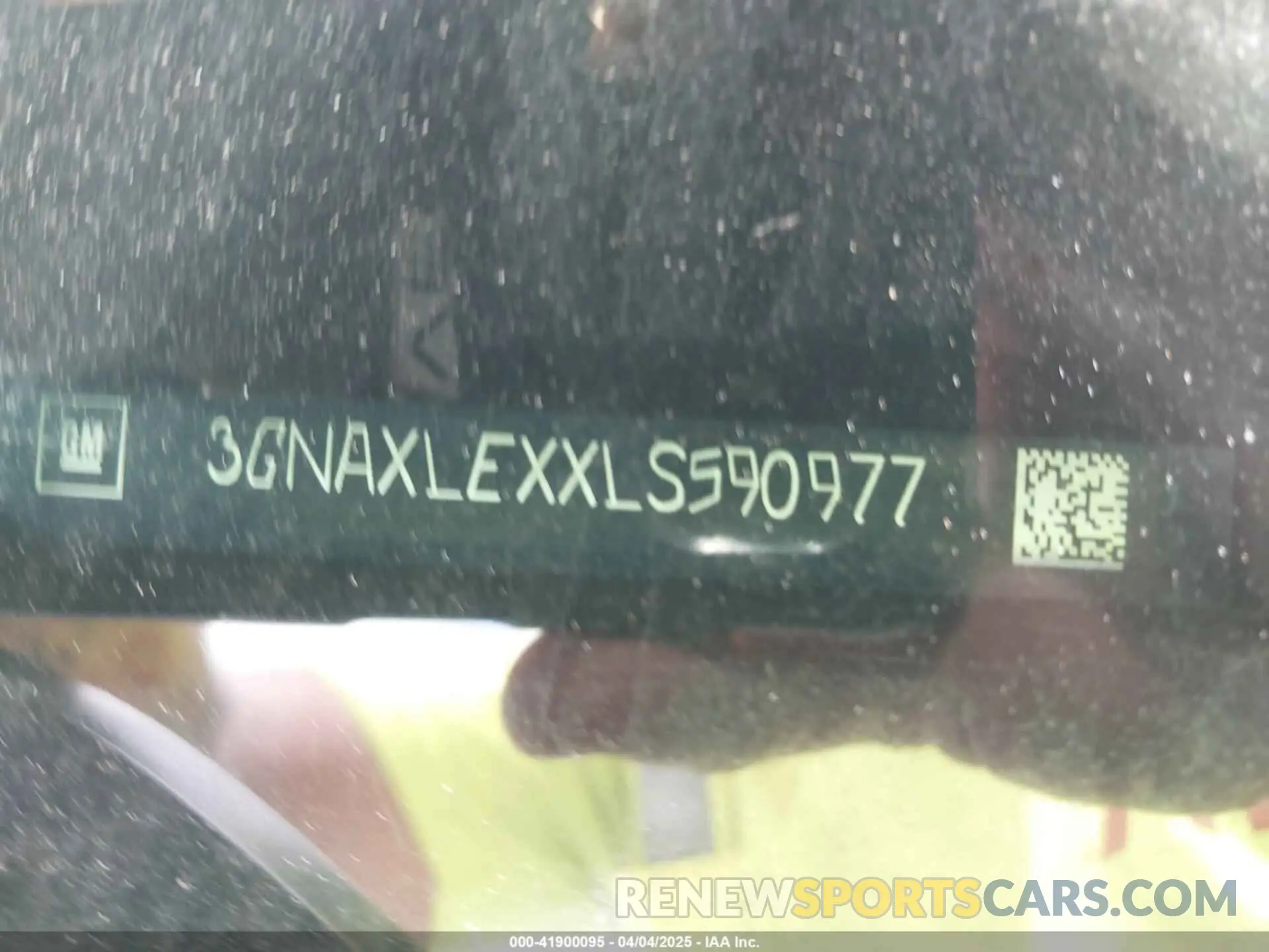 9 fotografías del automóvil dañado 3GNAXLEXXLS590977 CHEVROLET EQUINOX 2020