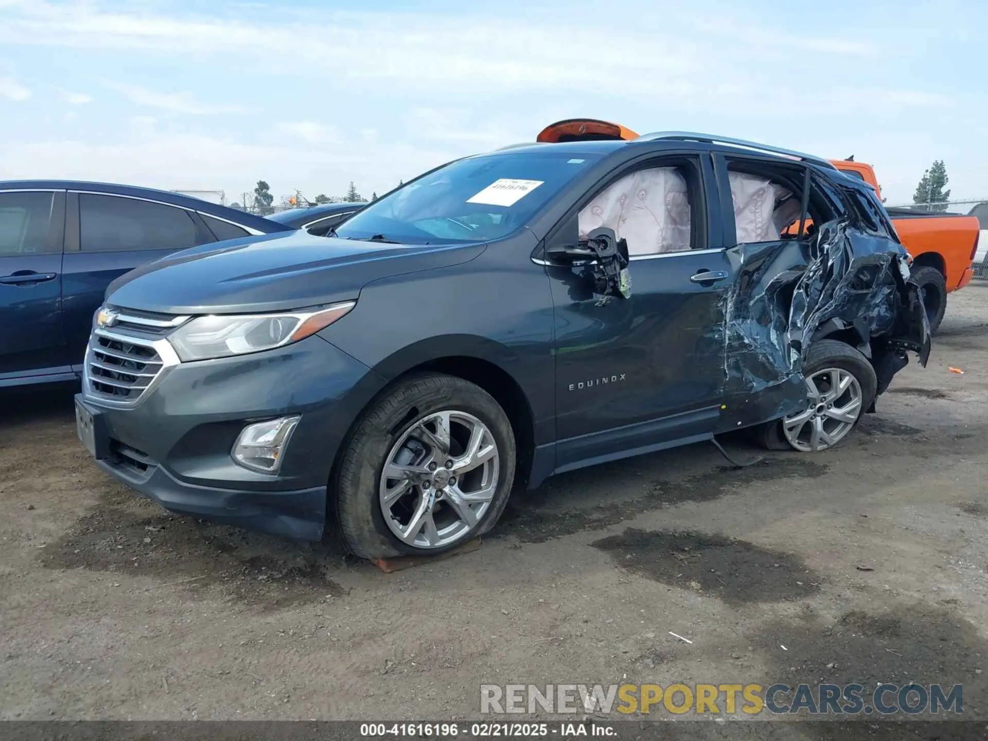 14 fotografías del automóvil dañado 3GNAXNEV5LS566564 CHEVROLET EQUINOX 2020