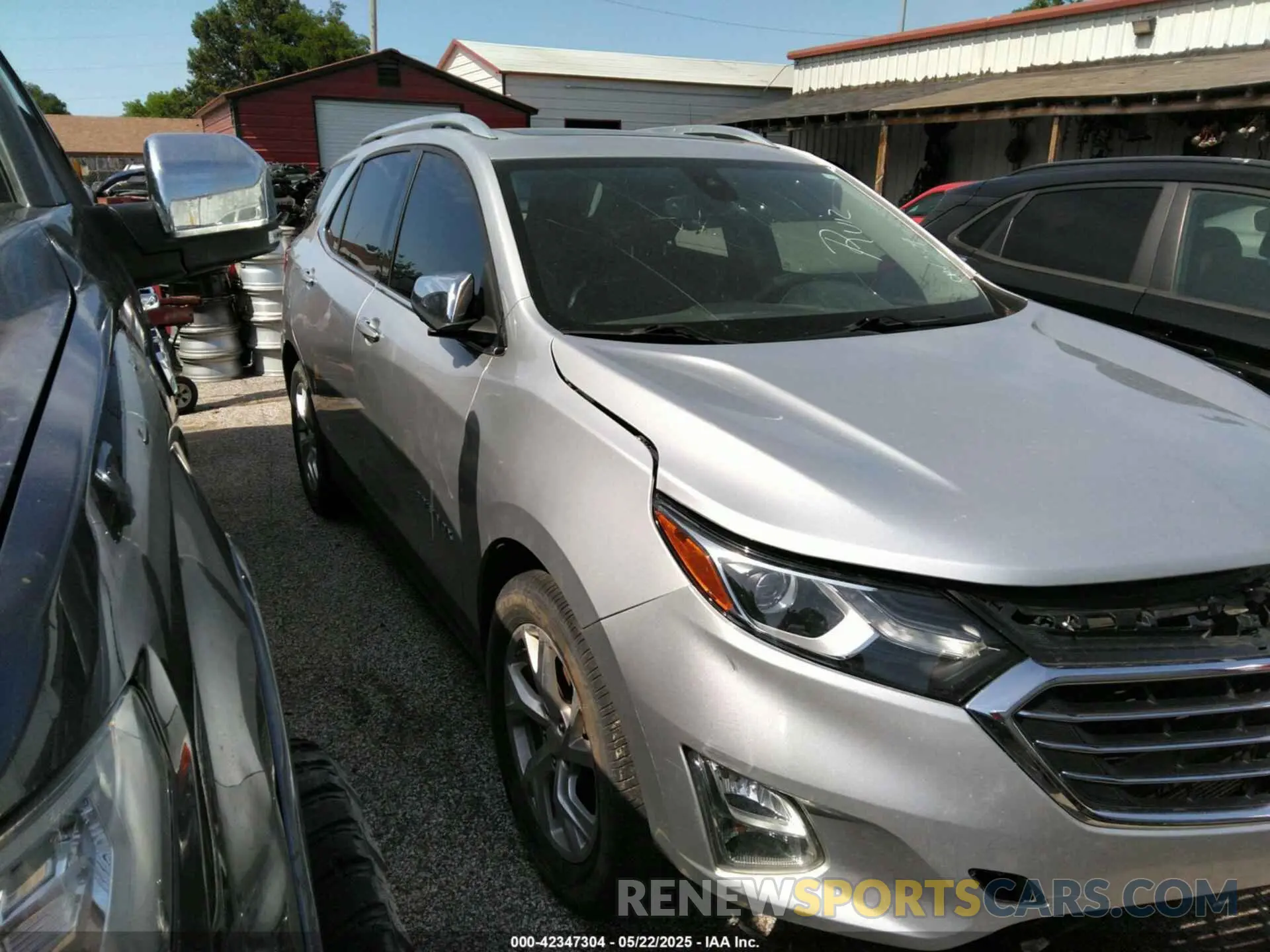13 fotografías del automóvil dañado 3GNAXNEV9LS556040 CHEVROLET EQUINOX 2020