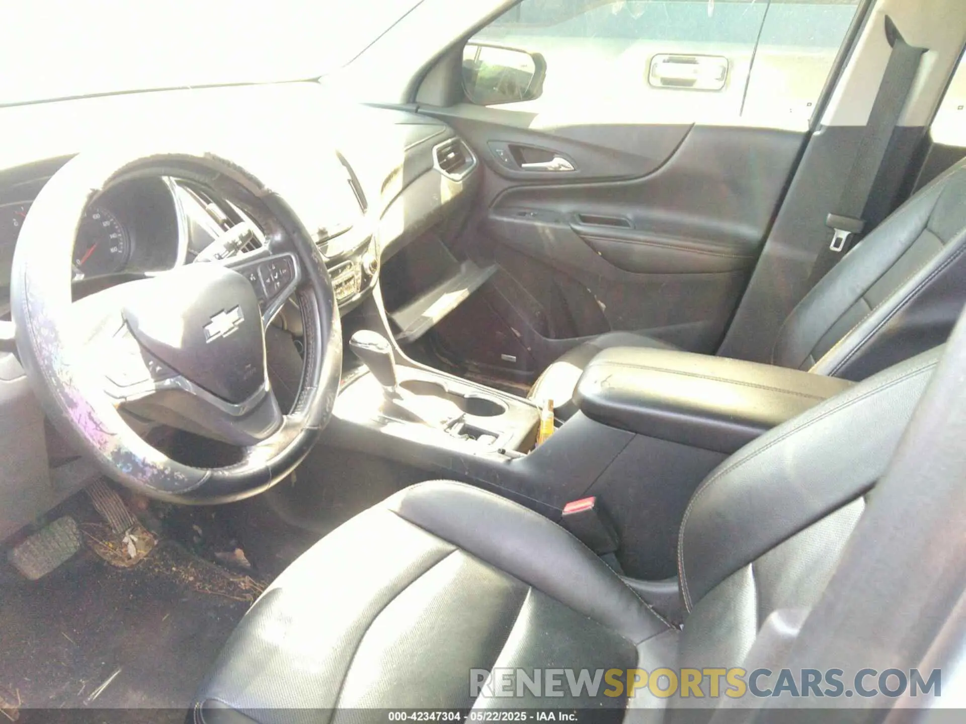 5 fotografías del automóvil dañado 3GNAXNEV9LS556040 CHEVROLET EQUINOX 2020
