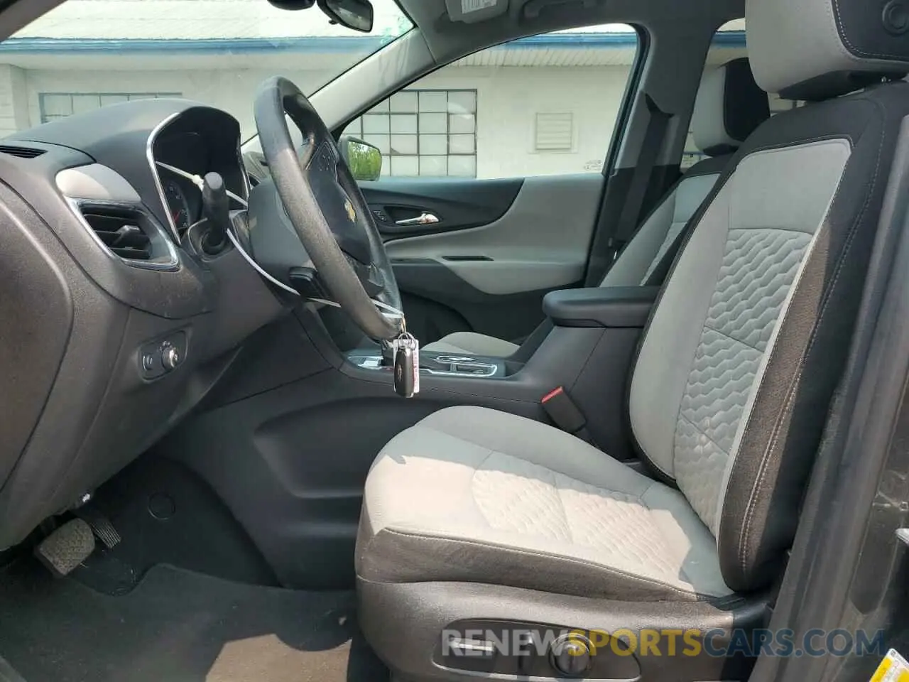 7 fotografías del automóvil dañado 3GNAXSEV1LS601602 CHEVROLET EQUINOX 2020
