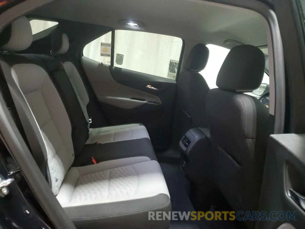 11 fotografías del automóvil dañado 3GNAXSEV1LS632087 CHEVROLET EQUINOX 2020