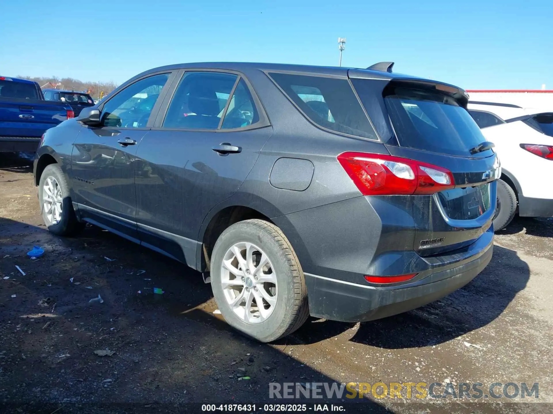 3 fotografías del automóvil dañado 3GNAXSEV2LS520267 CHEVROLET EQUINOX 2020