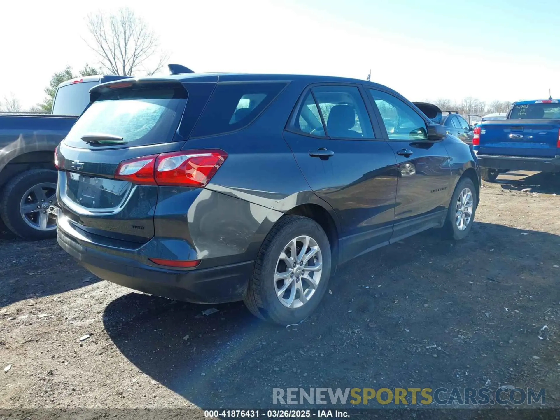 4 fotografías del automóvil dañado 3GNAXSEV2LS520267 CHEVROLET EQUINOX 2020