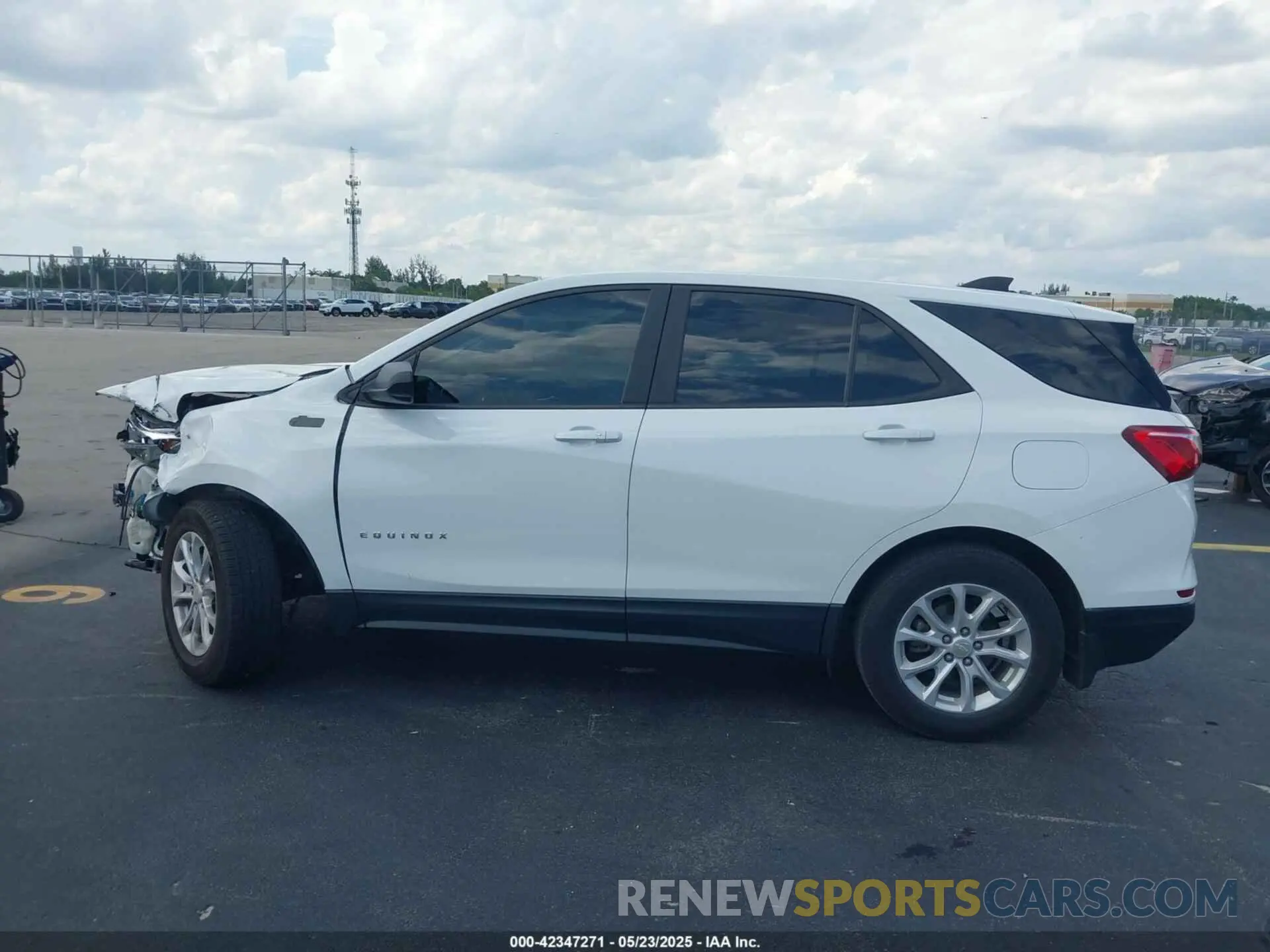 15 fotografías del automóvil dañado 3GNAXSEV2LS712840 CHEVROLET EQUINOX 2020