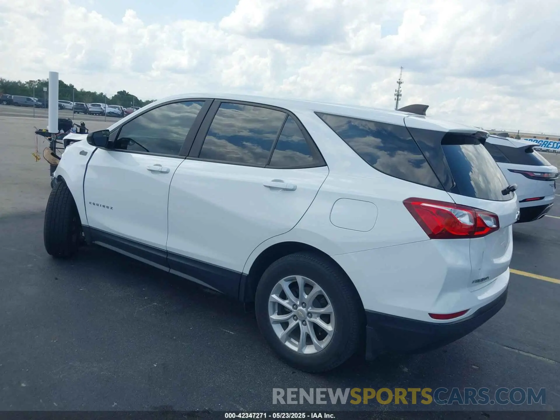 3 fotografías del automóvil dañado 3GNAXSEV2LS712840 CHEVROLET EQUINOX 2020
