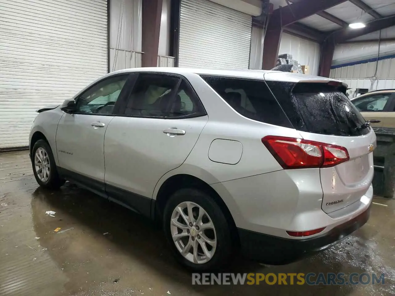 2 fotografías del automóvil dañado 3GNAXSEV3LS649599 CHEVROLET EQUINOX 2020