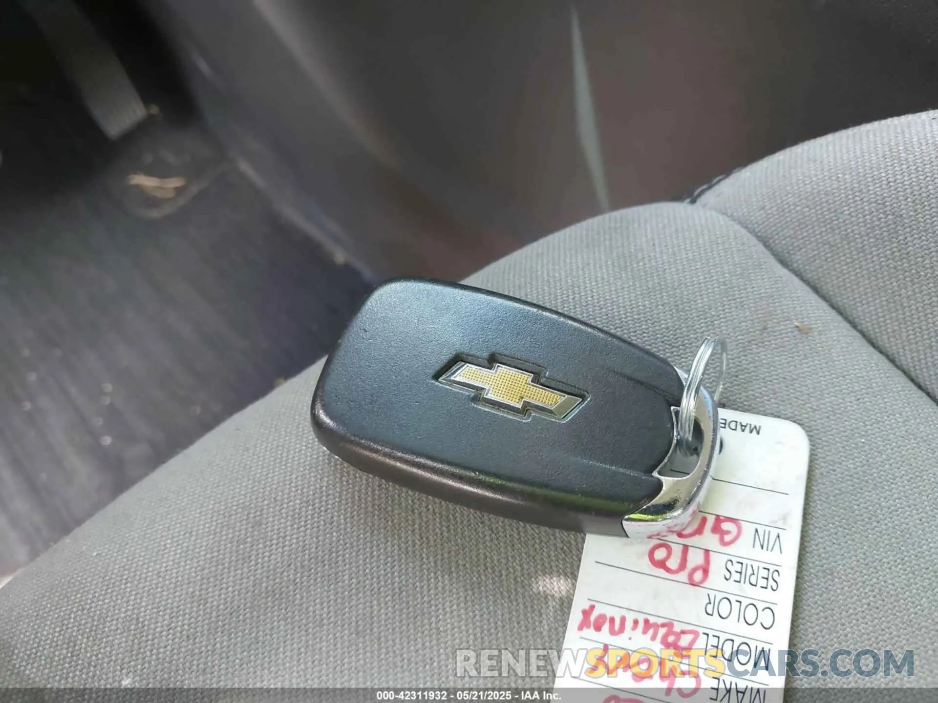 11 fotografías del automóvil dañado 3GNAXSEV8LS709523 CHEVROLET EQUINOX 2020