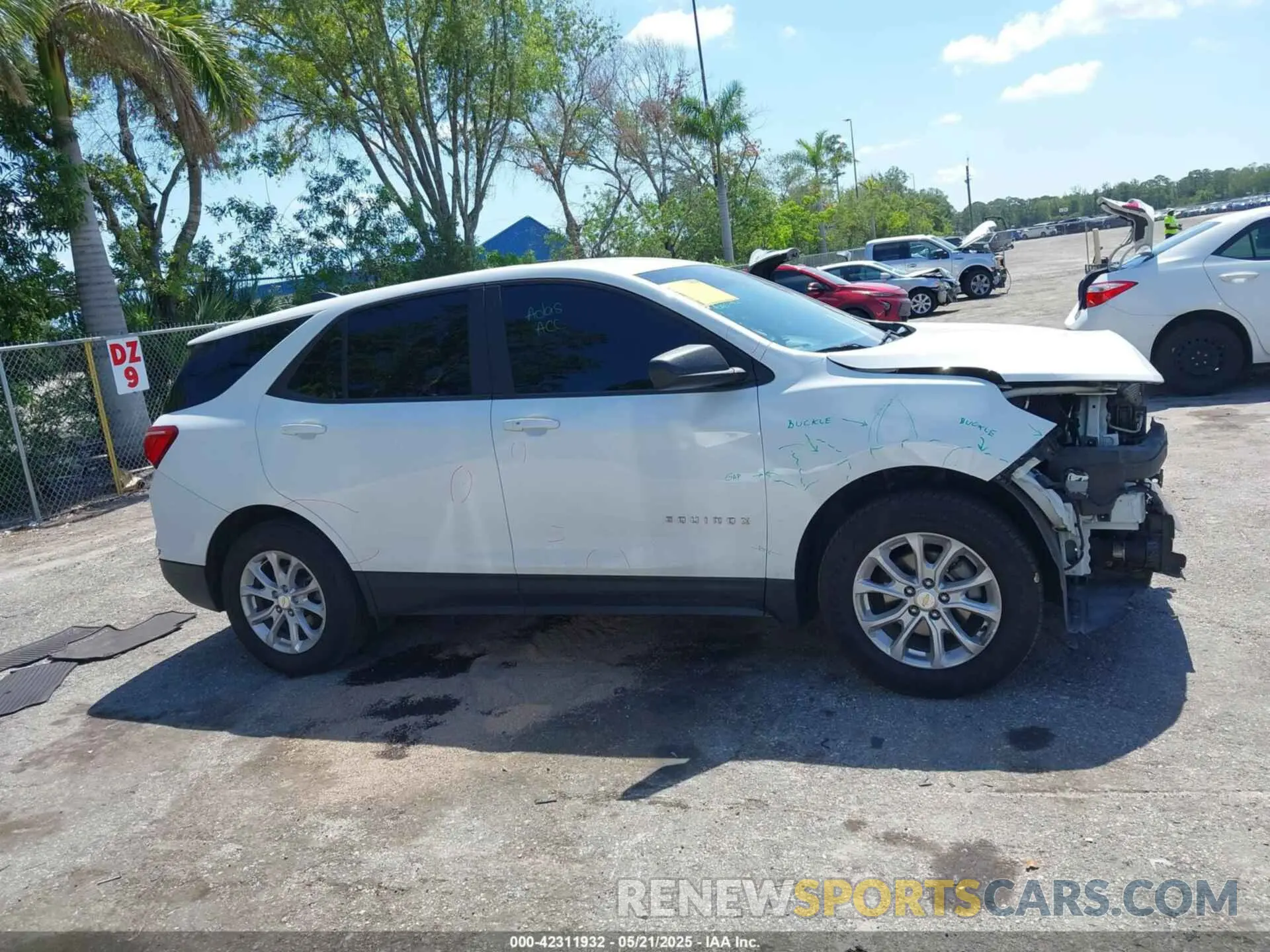 13 fotografías del automóvil dañado 3GNAXSEV8LS709523 CHEVROLET EQUINOX 2020
