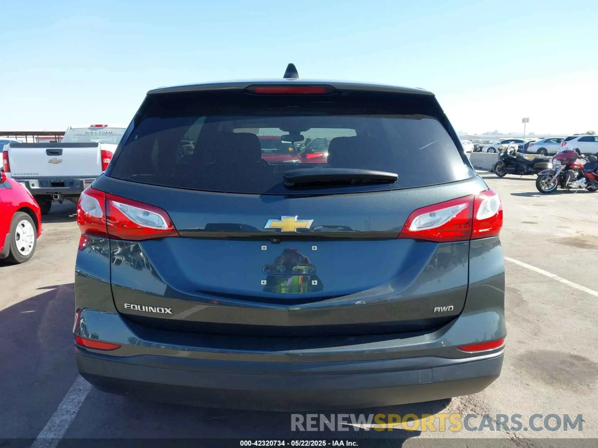 16 fotografías del automóvil dañado 3GNAXSEV9LS563651 CHEVROLET EQUINOX 2020
