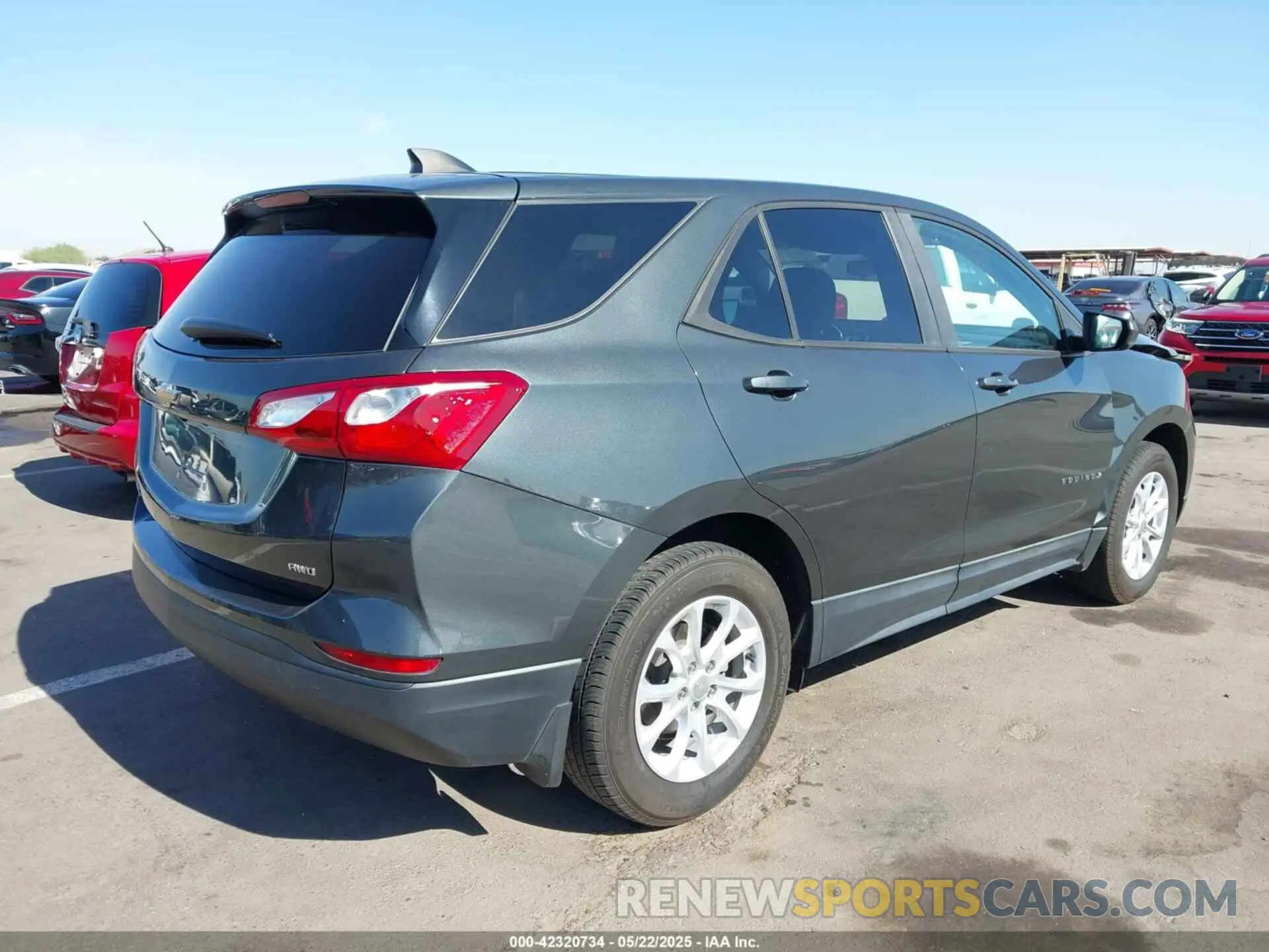 4 fotografías del automóvil dañado 3GNAXSEV9LS563651 CHEVROLET EQUINOX 2020