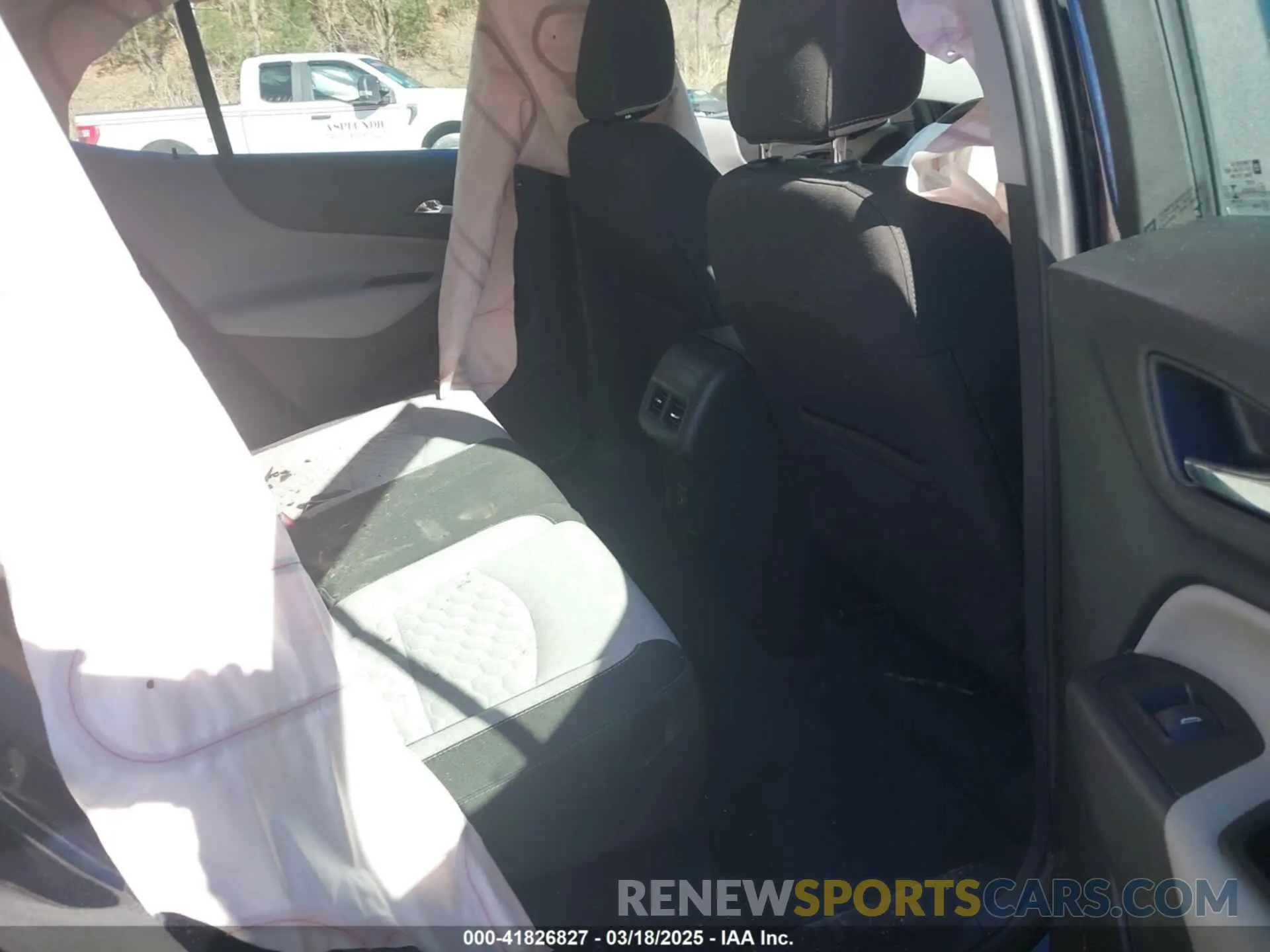 8 fotografías del automóvil dañado 3GNAXSEV9LS659179 CHEVROLET EQUINOX 2020