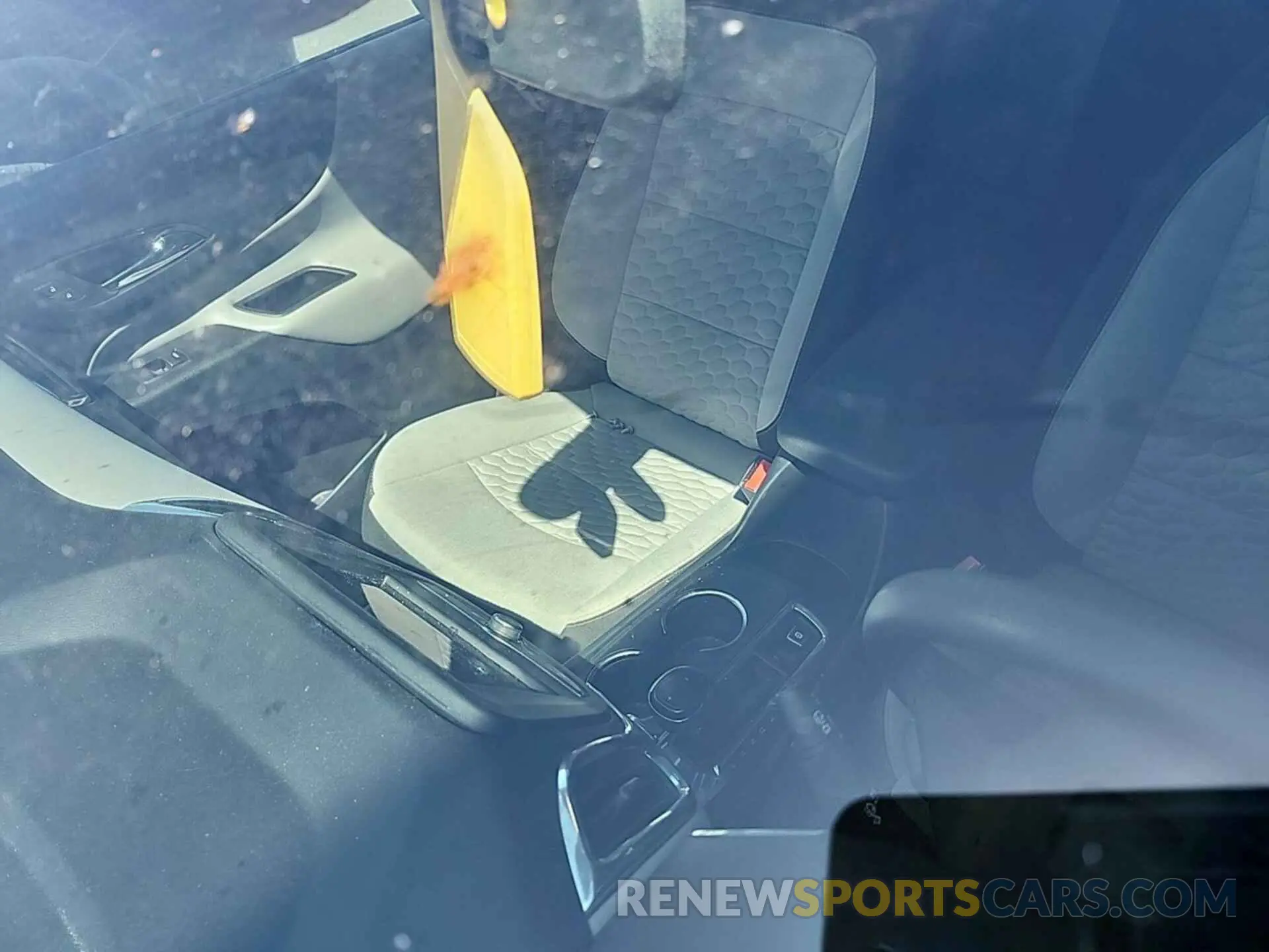 6 fotografías del automóvil dañado 3GNAXTEV2LS729398 CHEVROLET EQUINOX 2020