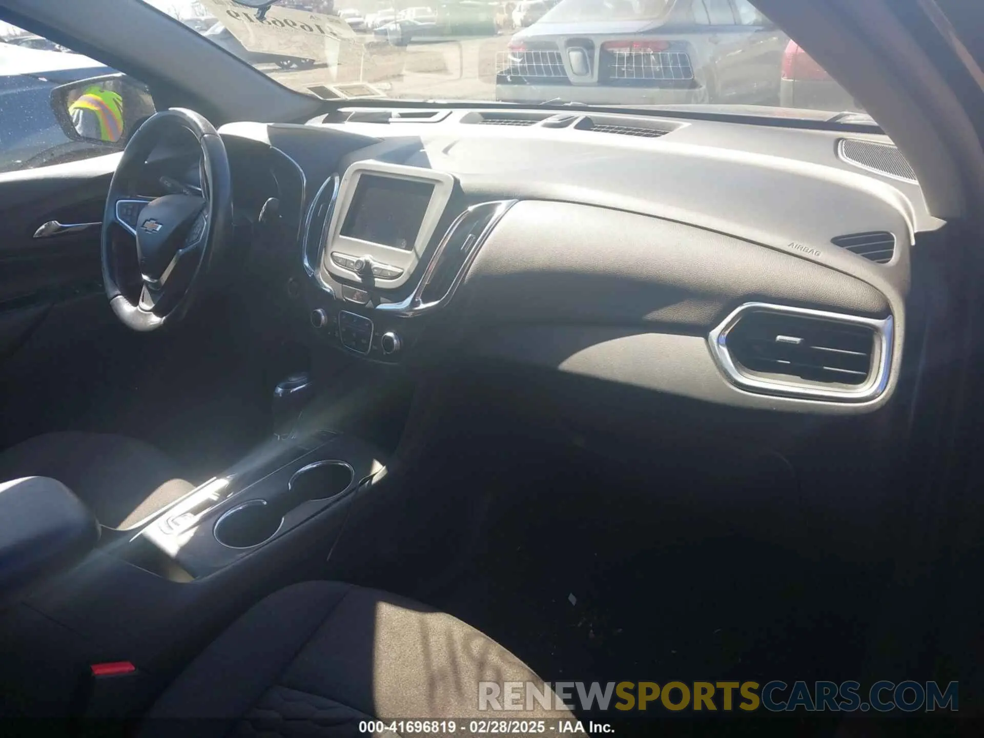 5 fotografías del automóvil dañado 3GNAXTEV5LS519183 CHEVROLET EQUINOX 2020