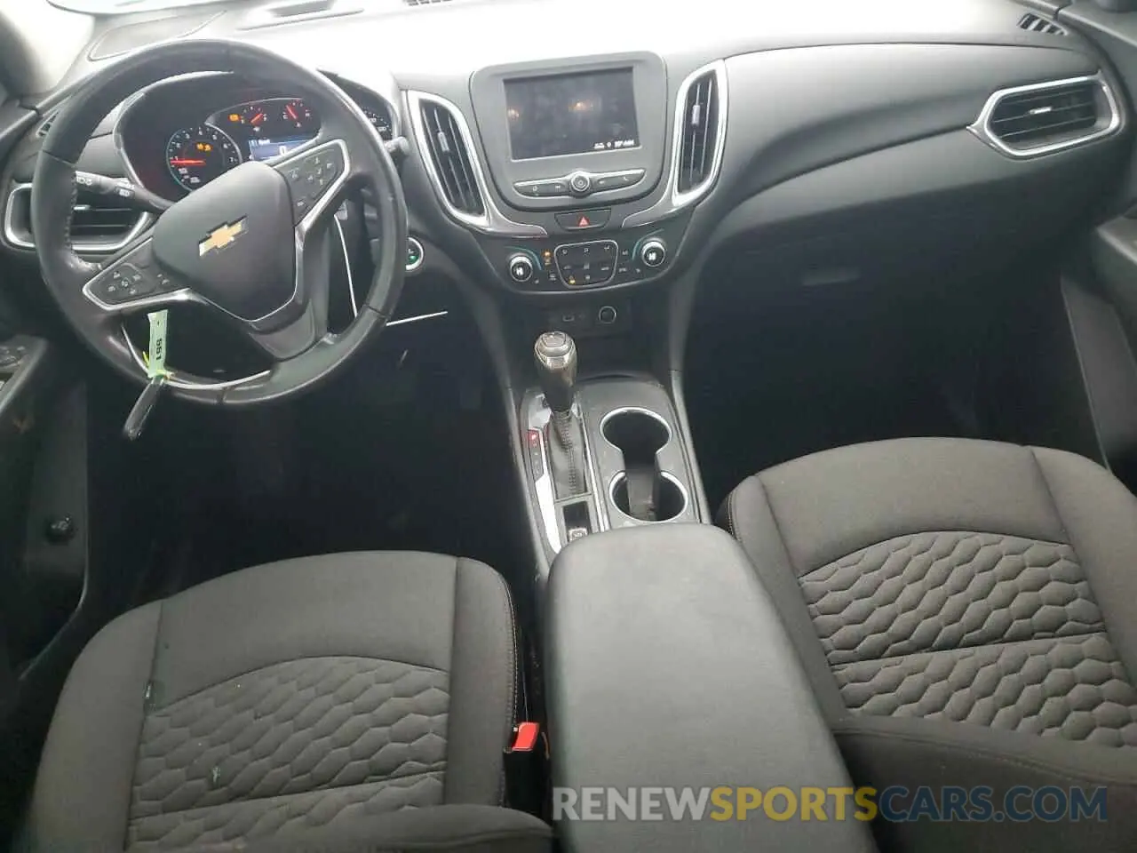 8 fotografías del automóvil dañado 3GNAXTEV7LS689500 CHEVROLET EQUINOX 2020