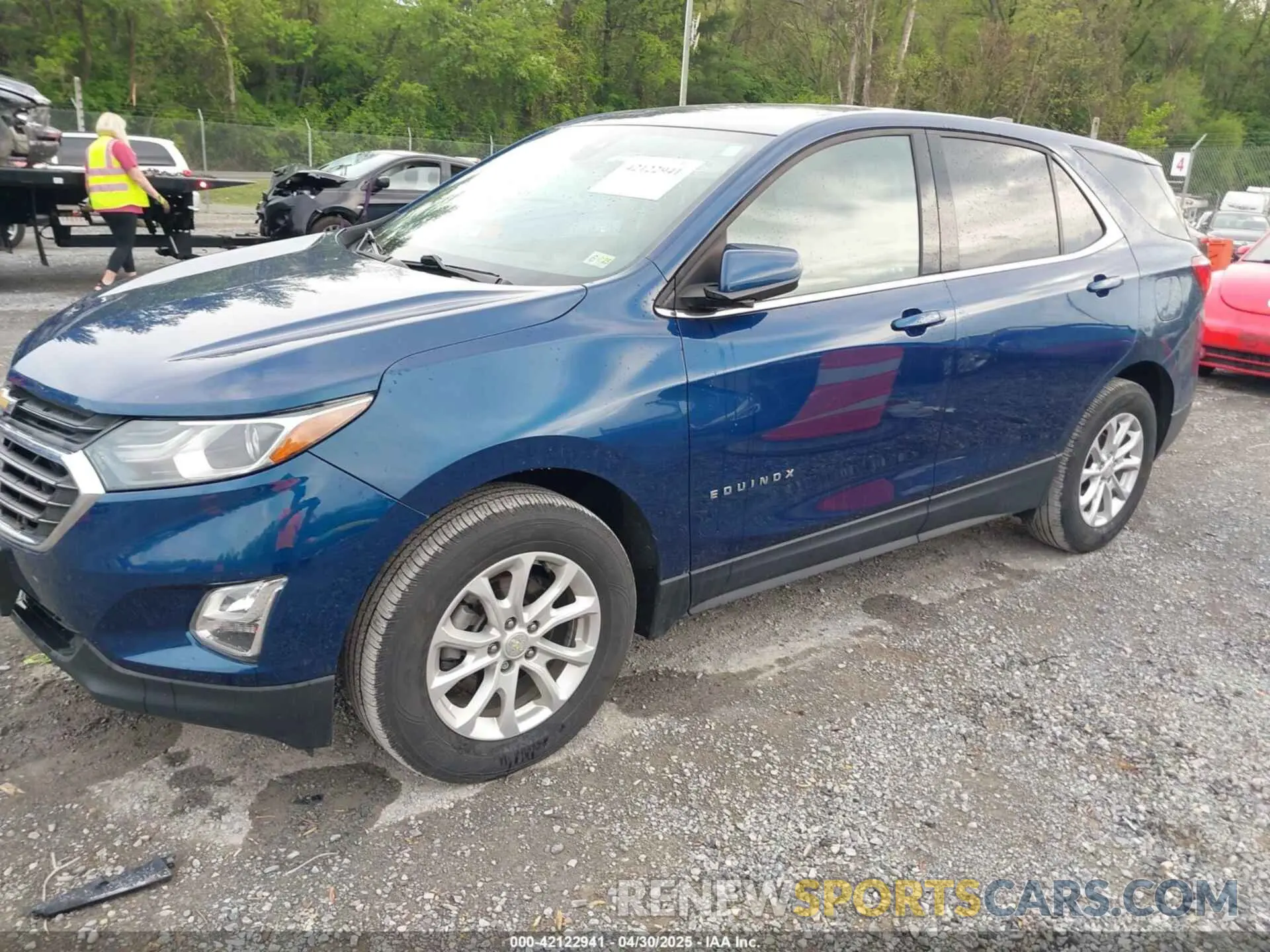 2 fotografías del automóvil dañado 3GNAXUEV0LL264829 CHEVROLET EQUINOX 2020