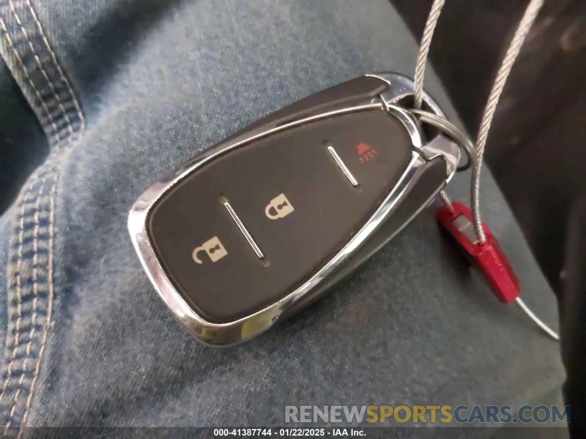 11 fotografías del automóvil dañado 3GNAXUEV0LL293831 CHEVROLET EQUINOX 2020