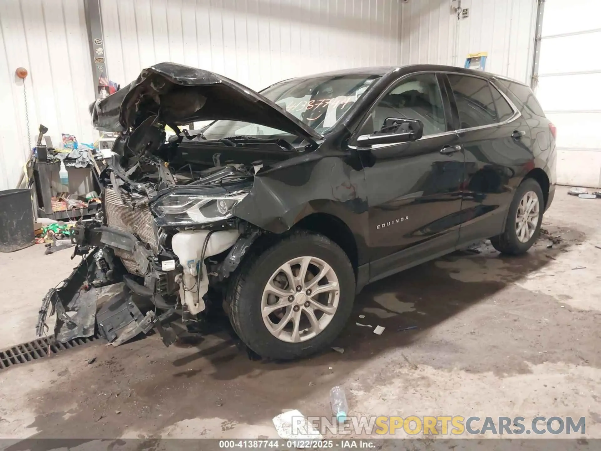 2 fotografías del automóvil dañado 3GNAXUEV0LL293831 CHEVROLET EQUINOX 2020