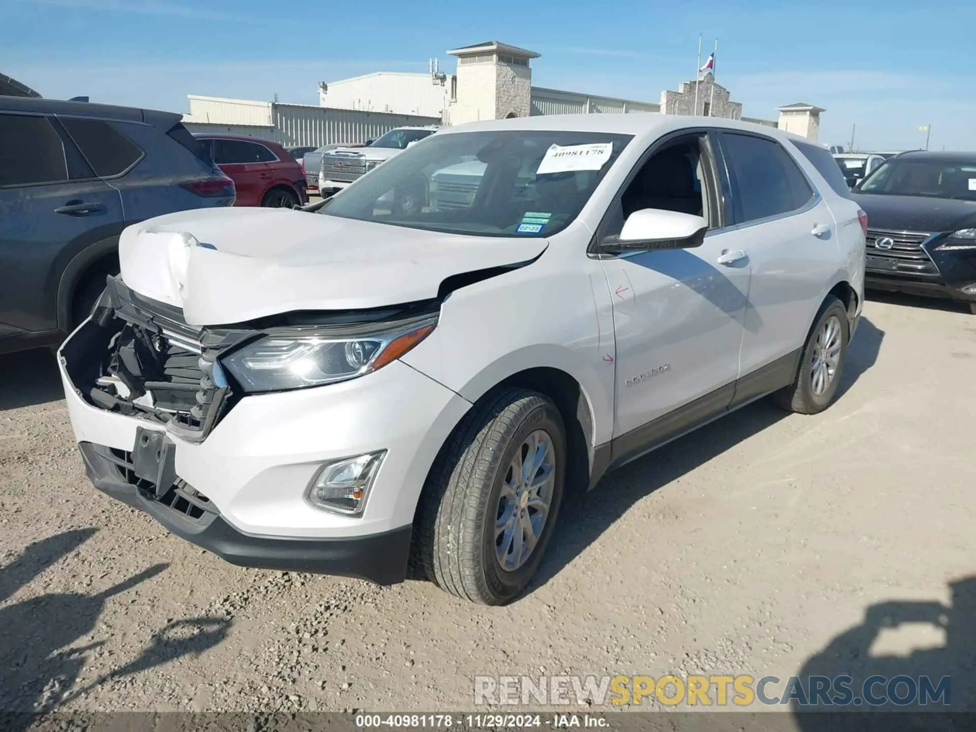 2 fotografías del automóvil dañado 3GNAXUEV1LL147311 CHEVROLET EQUINOX 2020